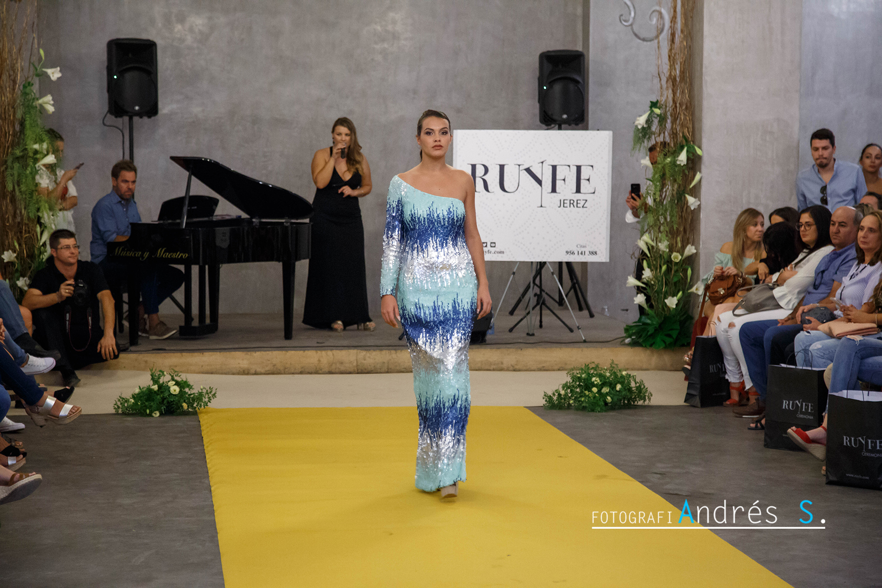 Ruyfe |Vestidos de Fiesta |Desfile |